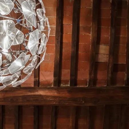 Residenza Vittoria 아파트 *